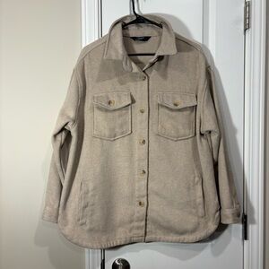 Member’s Mark Beige Button-up Shacket